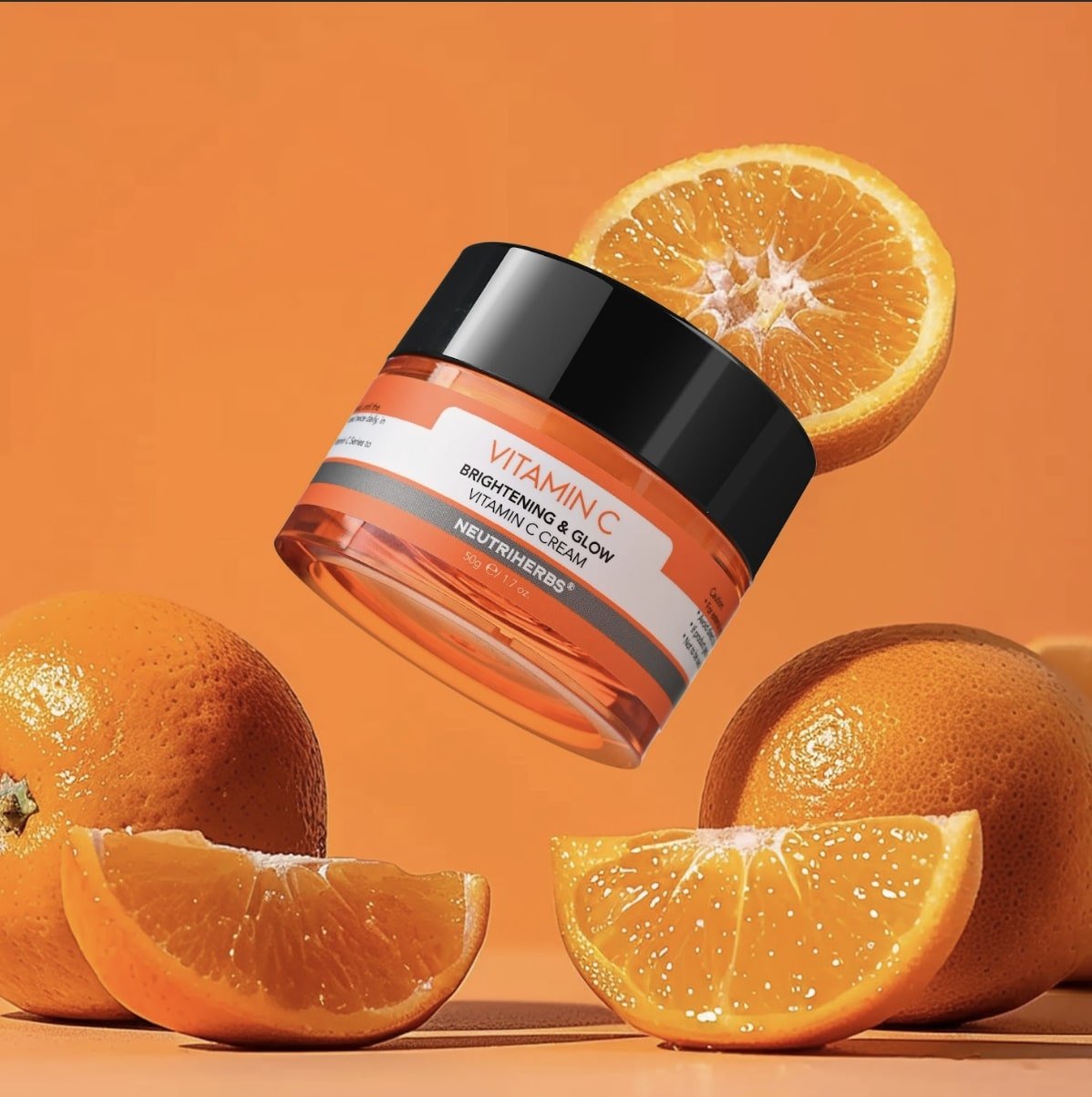 skaistinantis kremas su vitaminu C prieš makiažą