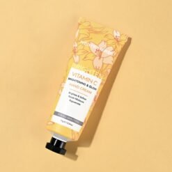 vitaminu C praturtintas rankų kremas greitai įsigeria