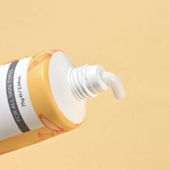 vitaminu C praturtintas rankų kremas maitina rankų odą