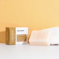 Odos šviesinamasis muilas su vitaminu C