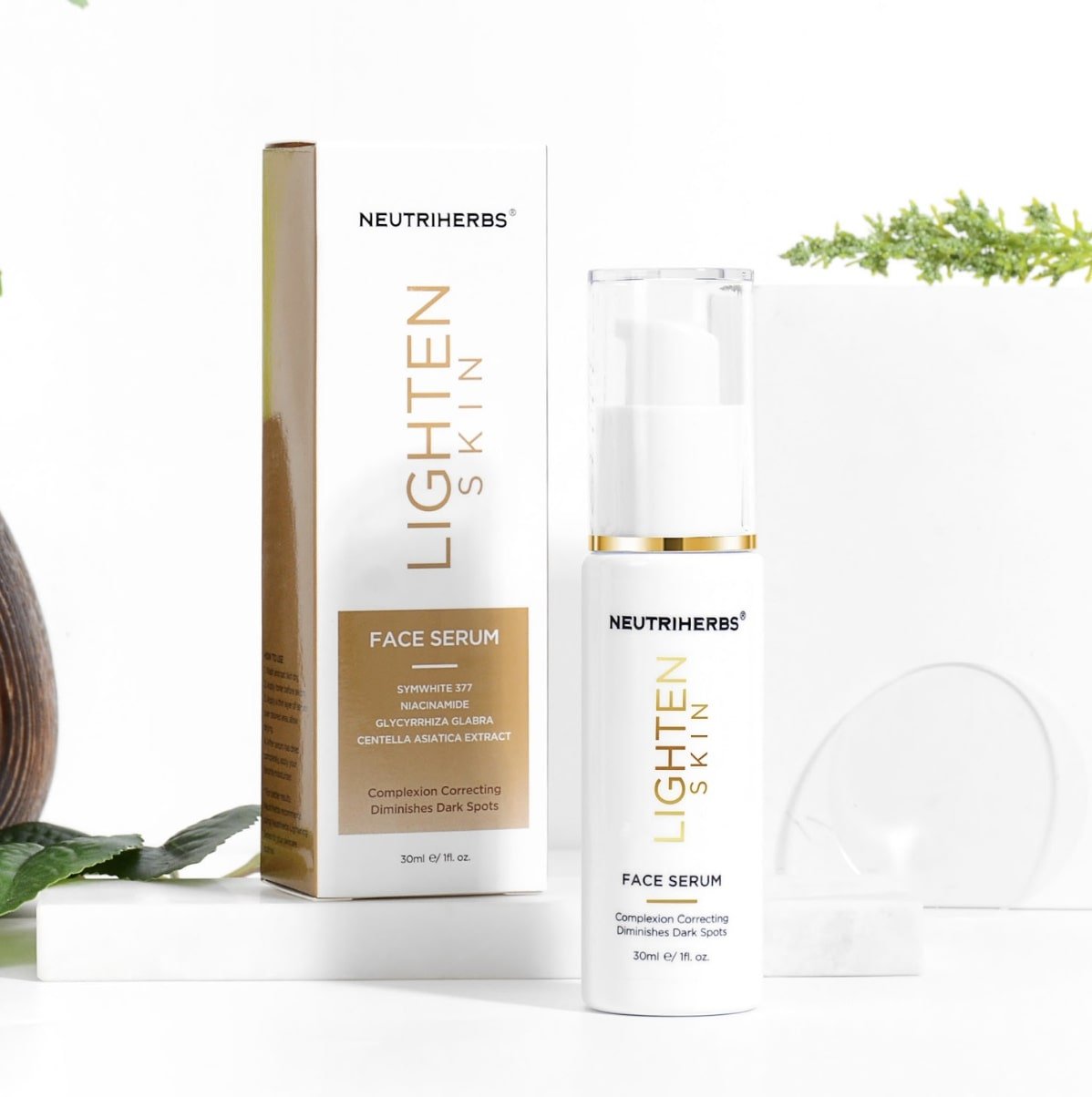 Odos šviesinantis serumas su hialurono rūgštimi