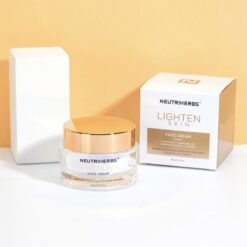 Šviesinantis veido kremas tepamas ant švarios odos ryte ir vakare