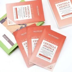 veido kaukė su Centella Asiatica