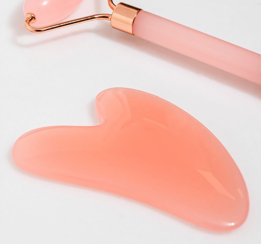 Gua Sha akmuo
